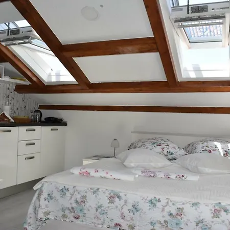 Dante Appartement *