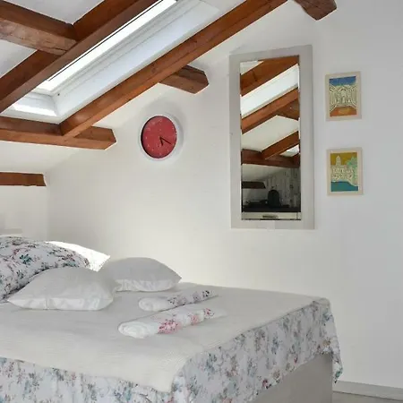 Appartement Dante *